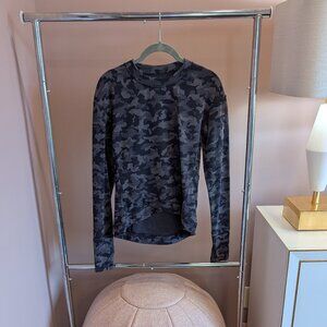 Lululemon Close to Crossing Long Sleeve *Rulu (Size 8, Heritage Camo)